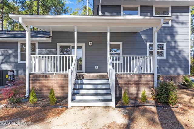 118 E Devonshire Avenue, West End, NC 27376