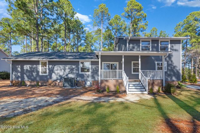 118 E Devonshire Avenue, West End, NC 27376