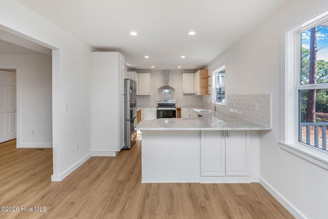 118 E Devonshire Avenue, West End, NC 27376