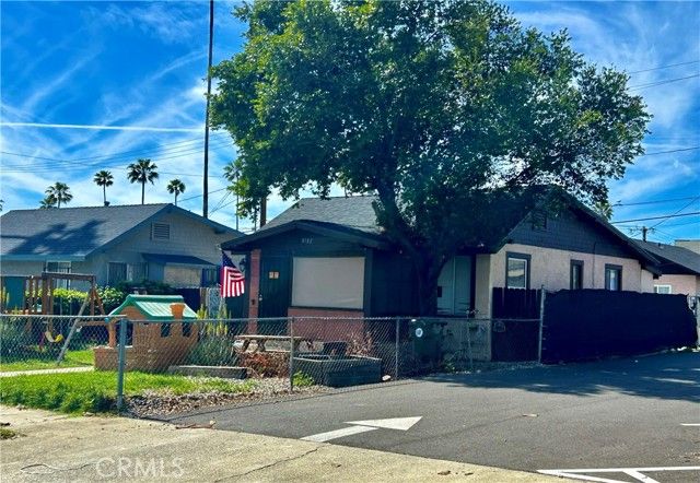 8582 Wheeler, Fontana, CA 92335