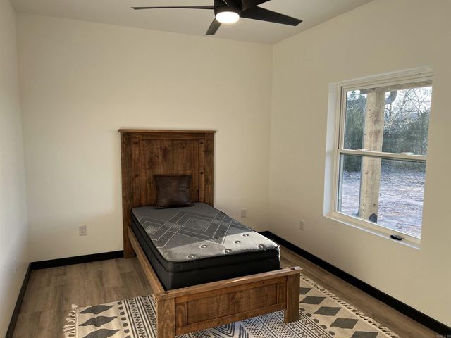 9583 S Highway 43, Harrison, AR 72601