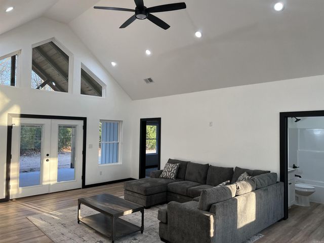 9583 S Highway 43, Harrison, AR 72601