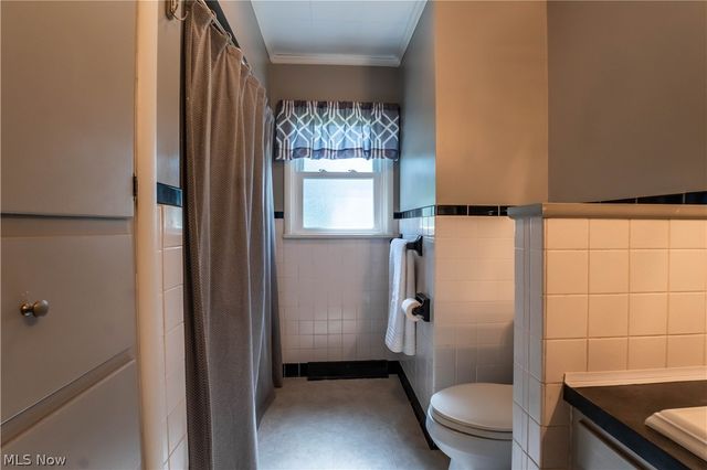 11255 Eleanor Avenue NE, Hartville, OH 44632