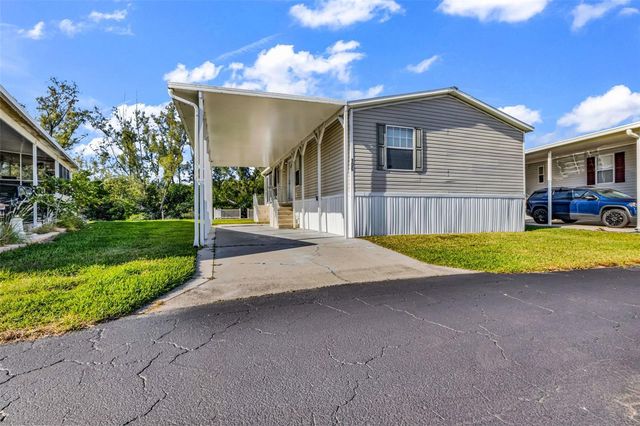4300 RIVERSIDE DRIVE 106, Punta Gorda, FL 33982