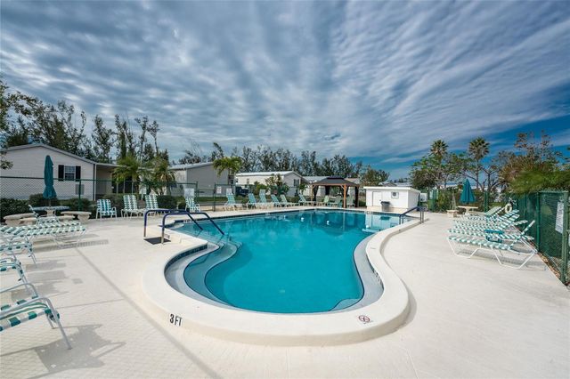 4300 RIVERSIDE DRIVE 106, Punta Gorda, FL 33982