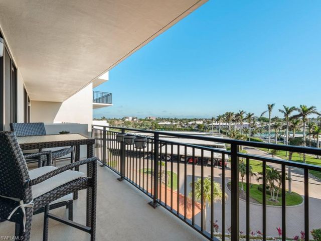 180 Seaview CT 504, Marco Island, FL 34145