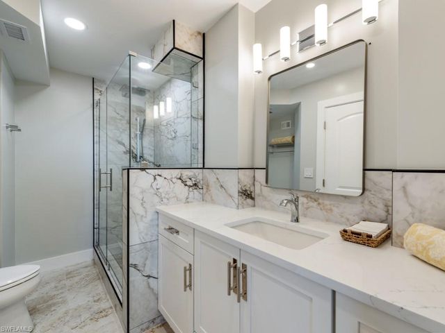 180 Seaview CT 504, Marco Island, FL 34145