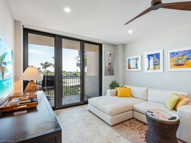180 Seaview CT 504, Marco Island, FL 34145