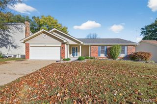 228 Hunters Pointe Drive, St Charles, MO 63304