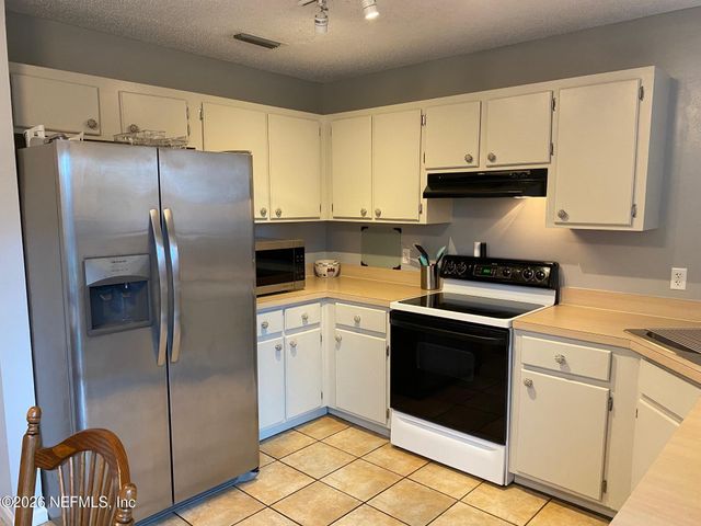 12323 SILENT BROOK Trail N, Jacksonville, FL 32225