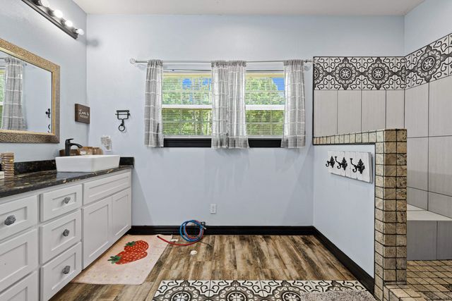 13054 County Road 2127, Henderson, TX 75652