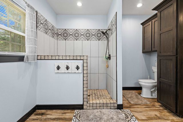 13054 County Road 2127, Henderson, TX 75652