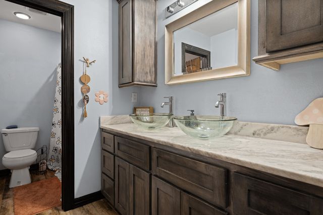 13054 County Road 2127, Henderson, TX 75652