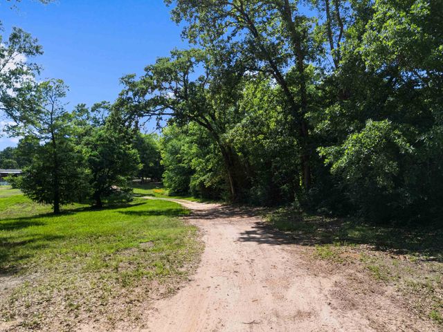 13054 County Road 2127, Henderson, TX 75652