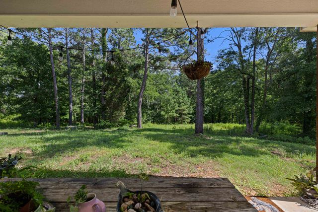 13054 County Road 2127, Henderson, TX 75652