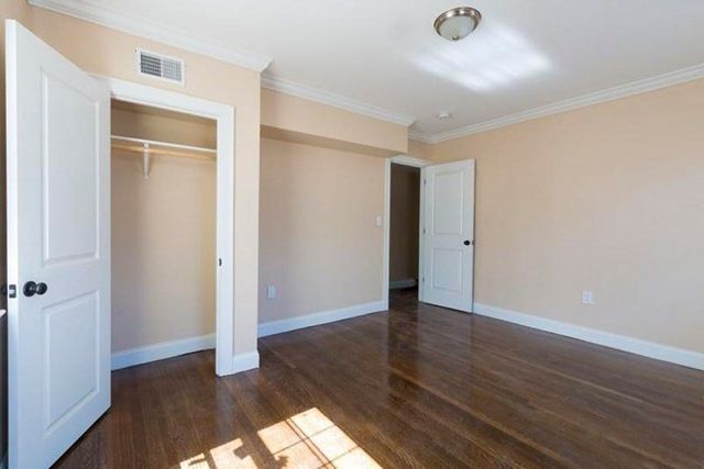 4803 Washington St 3, Boston, MA 02132