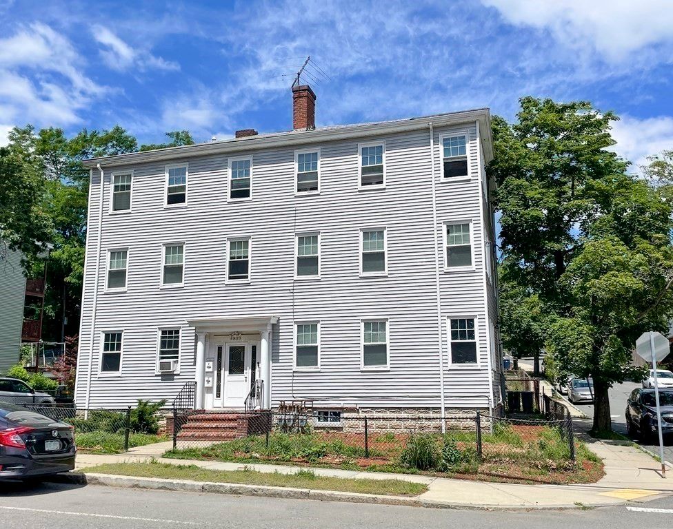 4803 Washington St 3, Boston, MA 02132
