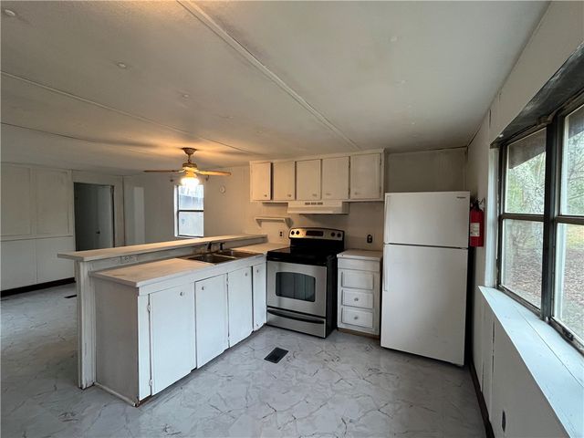 145 Fern Drive, Westminster, SC 29693