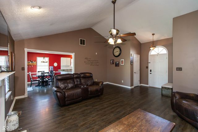 367 Primrose Lane, Avon, IN 46123