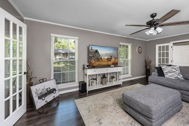 15 Shady Lane, Jacksonville, AR 72076