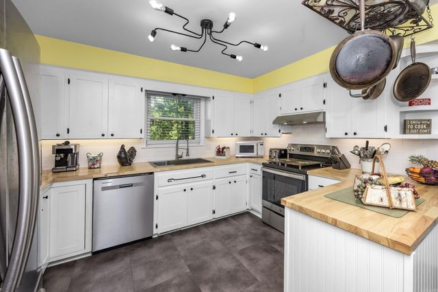 15 Shady Lane, Jacksonville, AR 72076