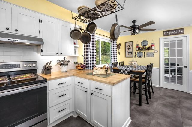15 Shady Lane, Jacksonville, AR 72076