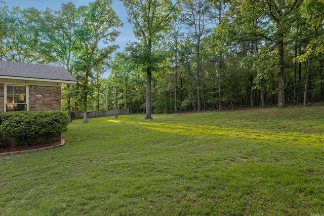 15 Shady Lane, Jacksonville, AR 72076