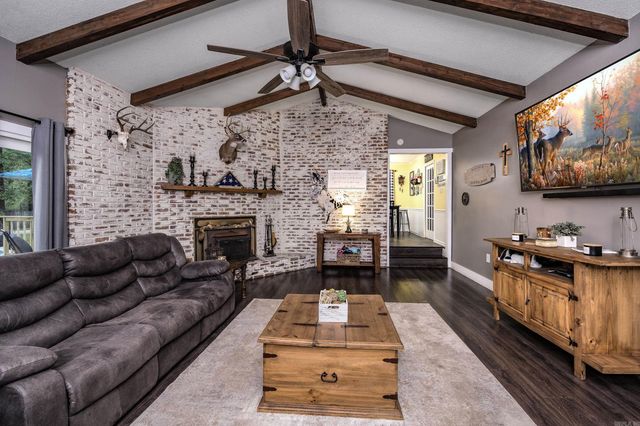 15 Shady Lane, Jacksonville, AR 72076