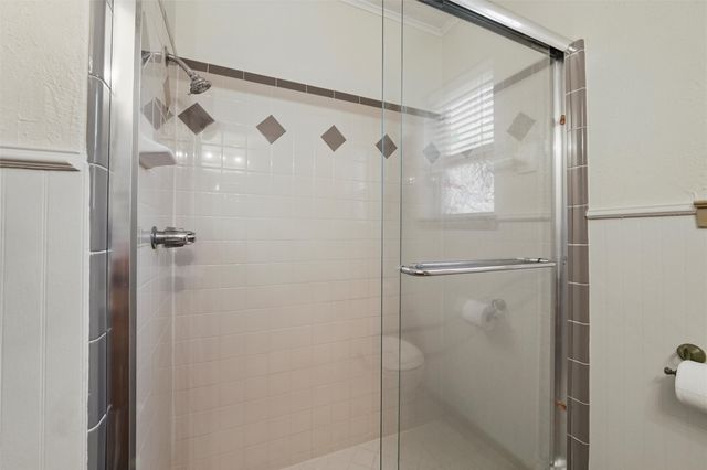 1801 Tyler Avenue, Euless, TX 76040