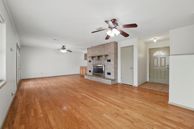 1801 Tyler Avenue, Euless, TX 76040