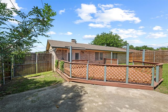 1801 Tyler Avenue, Euless, TX 76040