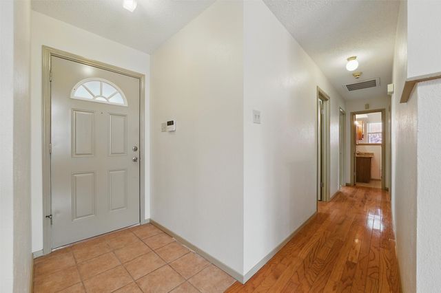 1801 Tyler Avenue, Euless, TX 76040