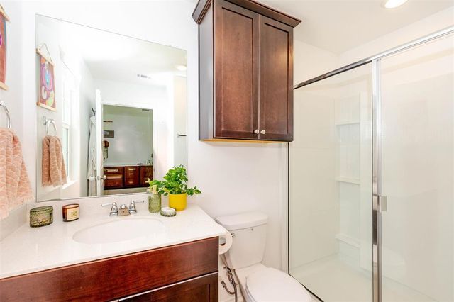 7224 Dancing Wind LN, Del Valle, TX 78617