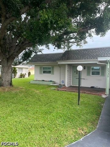 2331 Magnolia CT, Lehigh Acres, FL 33936