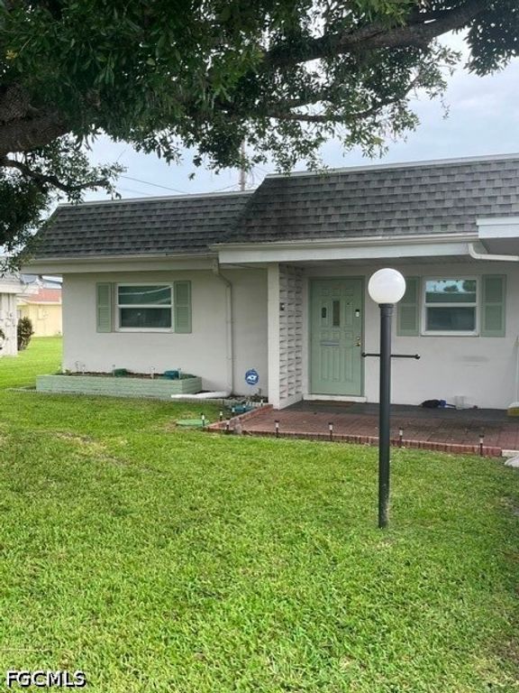 2331 Magnolia CT, Lehigh Acres, FL 33936