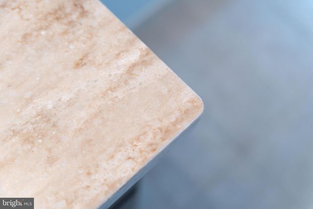 10 NORWALK LN, Barnegat, NJ 08005