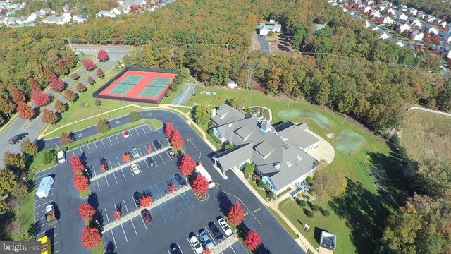 10 NORWALK LN, Barnegat, NJ 08005