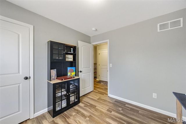 5641 Hawks Landing Drive, Hillsboro, MO 63050