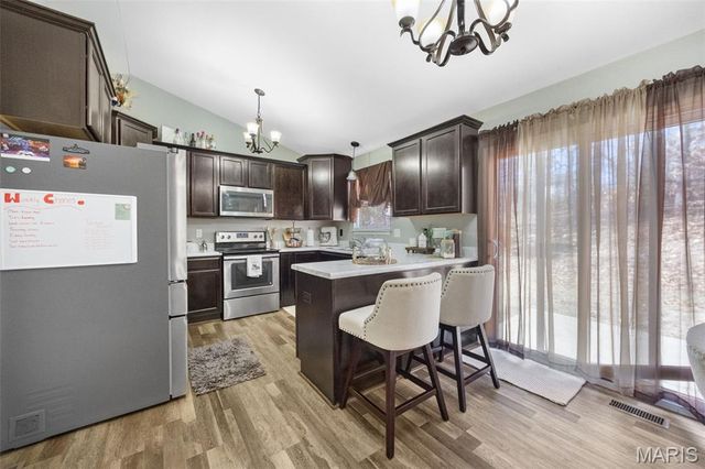 5641 Hawks Landing Drive, Hillsboro, MO 63050