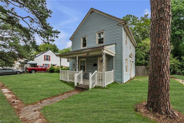 48 Gillis RD, Portsmouth, VA 23702