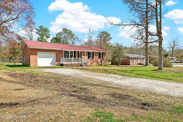 1426 Onslow Pines Road, Jacksonville, NC 28540