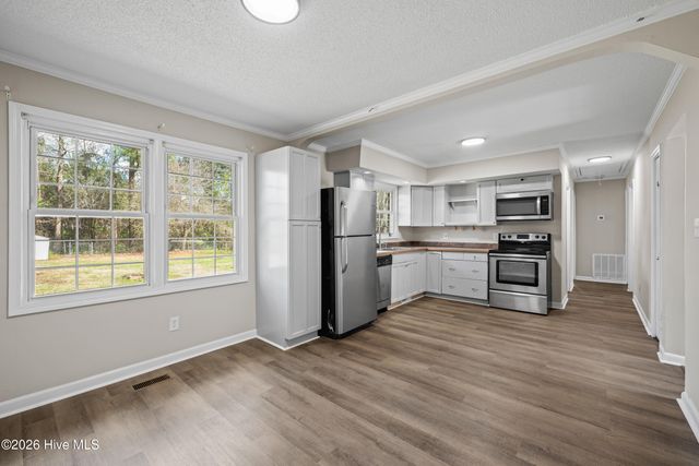 1426 Onslow Pines Road, Jacksonville, NC 28540