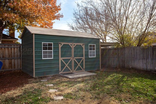 7305 QUEENS Place, Amarillo, TX 79109