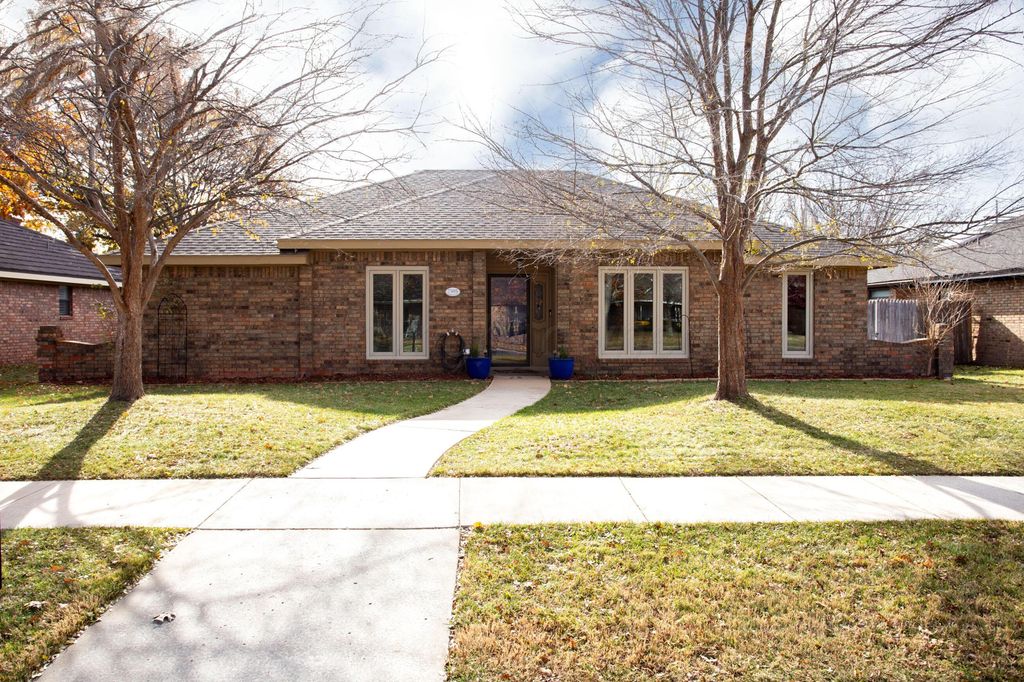 7305 QUEENS Place, Amarillo, TX 79109