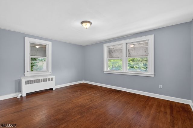 1231 Union St, Linden City, NJ 07036