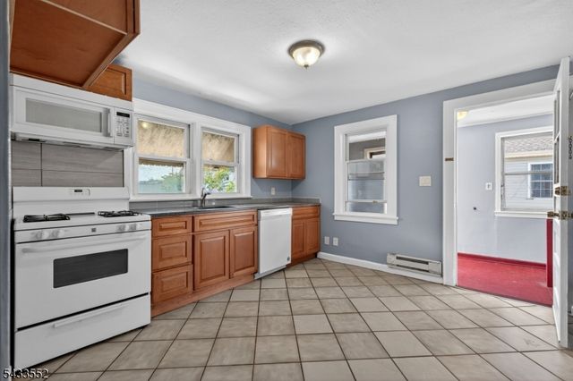 1231 Union St, Linden City, NJ 07036