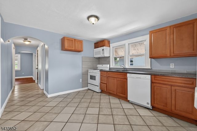 1231 Union St, Linden City, NJ 07036