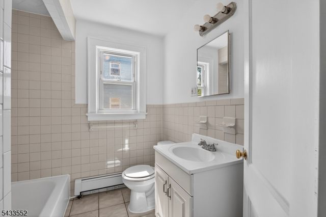 1231 Union St, Linden City, NJ 07036