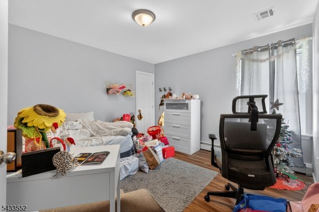 1231 Union St, Linden City, NJ 07036