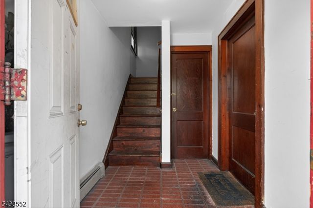 1231 Union St, Linden City, NJ 07036